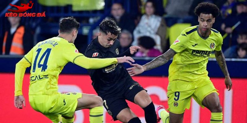 Villarreal vs Valencia có thành tích trái ngược mùa này