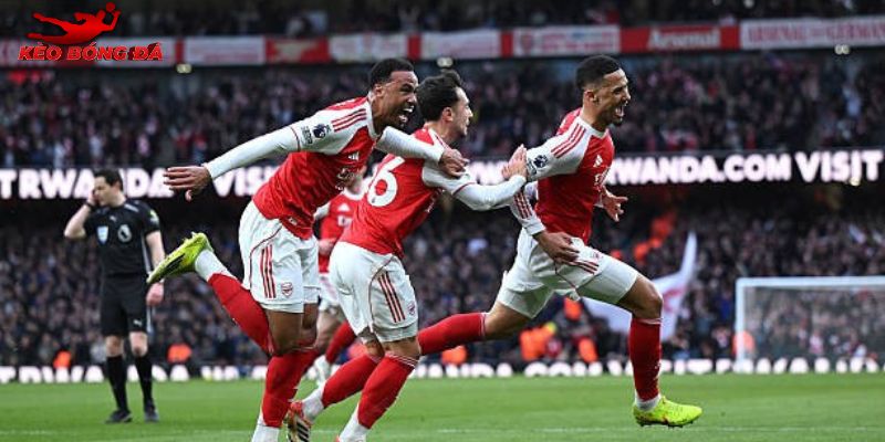 Bayer Leverkusen vs Arsenal luôn cống hiến hết mình