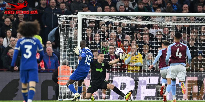 Chelsea đang nhỉnh hơn chút về mặt đối đầu